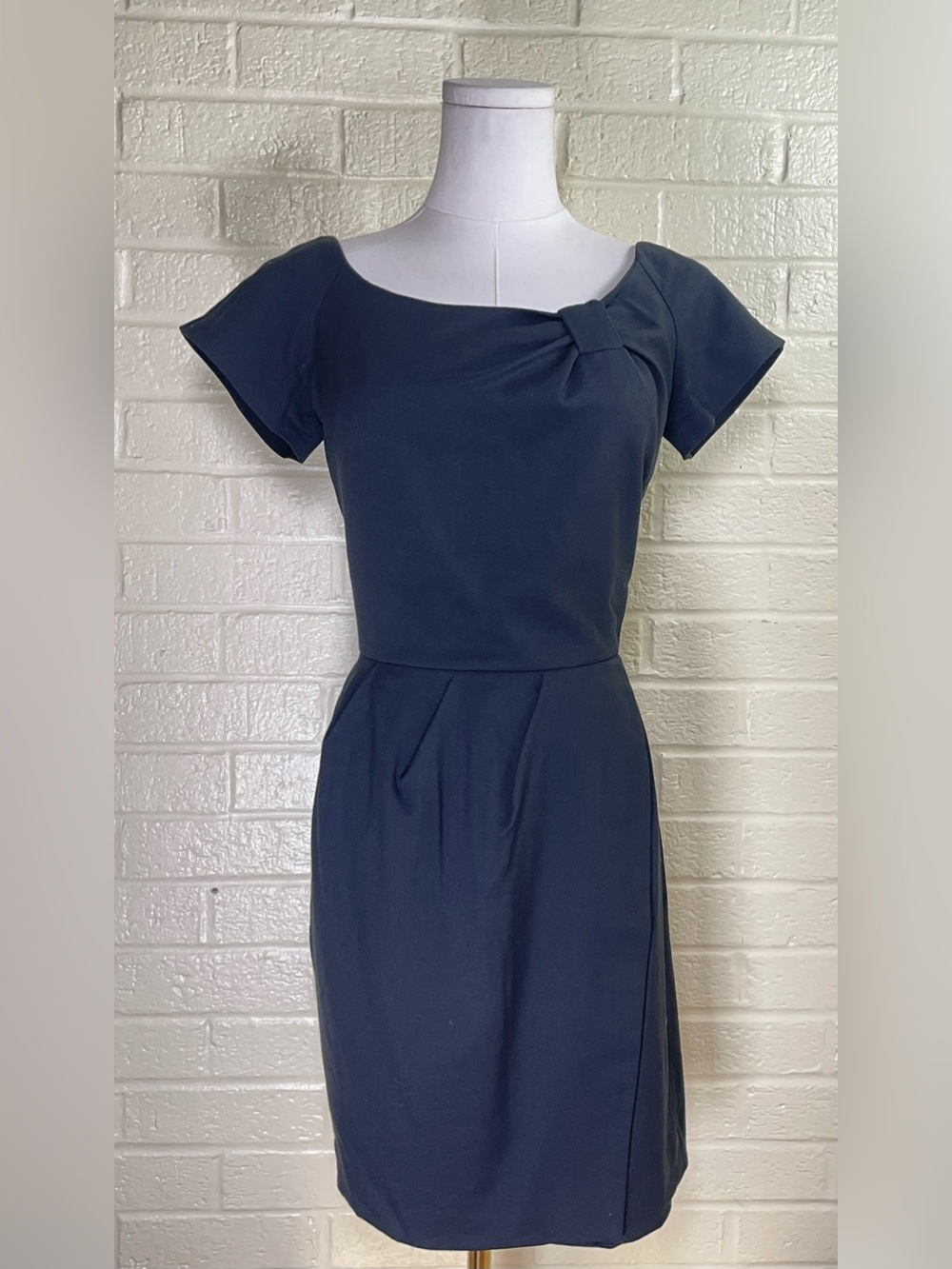 Kate Spade Black Bow Neckline Cap Sleeve Cocktail Dress Size 2